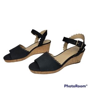 Lands End Black Size 8 Scalloped Wedge Sandals